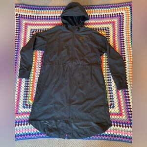 Women’s Nike Sportswear Shield Windrunner Rain Jacket - Black - Medium